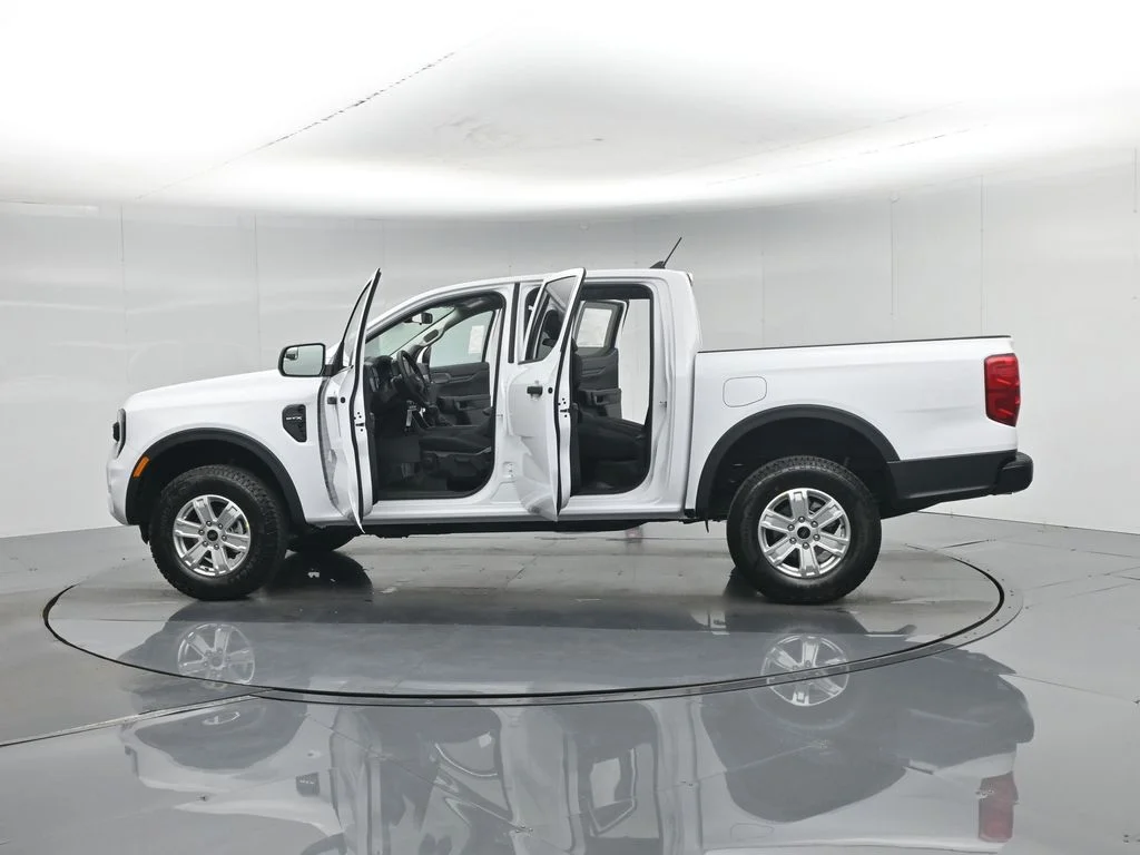 New 2026 Oxford White Ford XL image 32