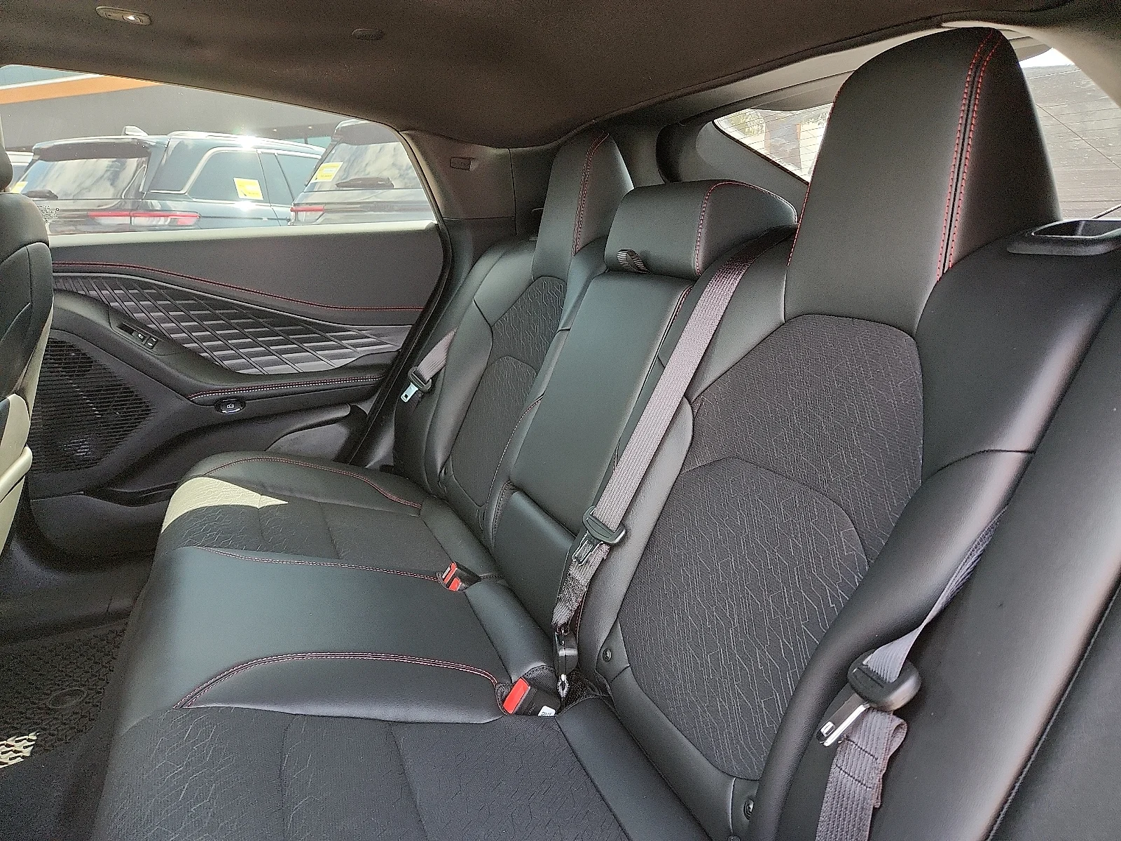 New 2026 Diamond Black Crystal Pearlcoat Dodge R/T 4-DOOR AWD image 8