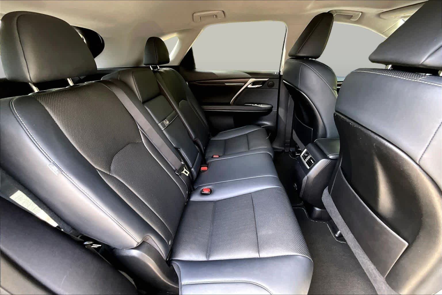 Used 2021 Eminent White Pearl Lexus  image 20