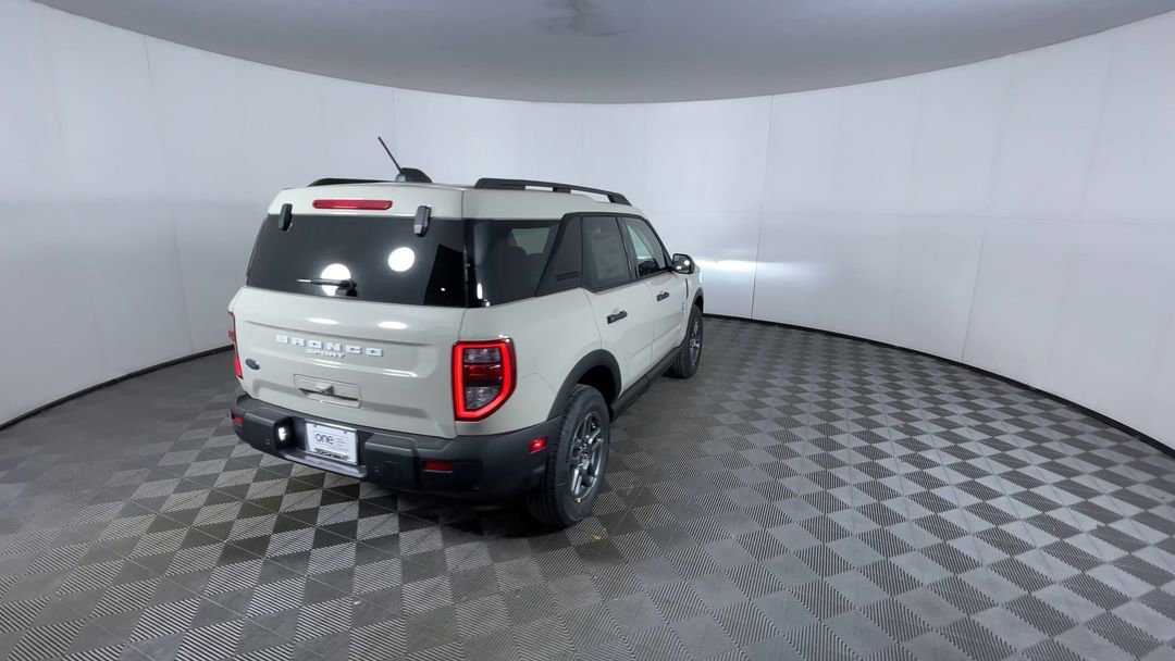 New 2025 Desert Sand Ford Big Bend image 8