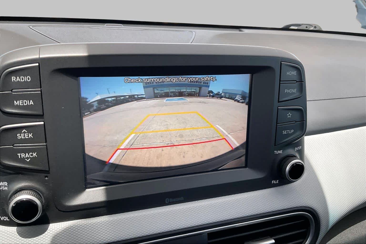Used 2021 Thunder Gray Hyundai SE image 25