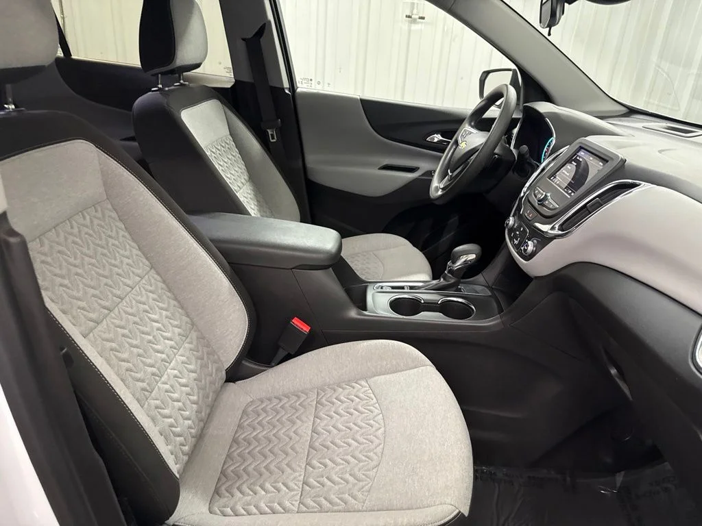 2023 Chevrolet Equinox LT - Photo 19