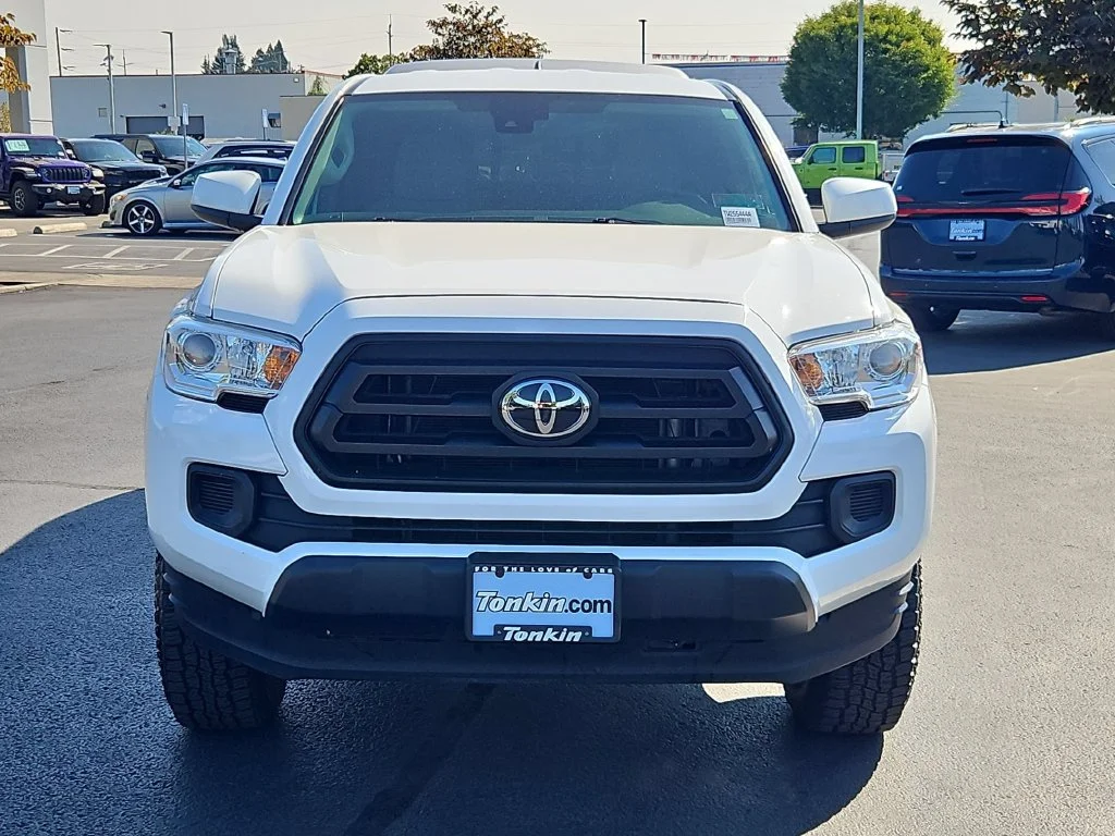 Used 2021 Super White Toyota SR image 9