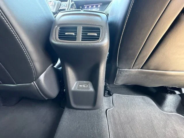 Used 2021  Buick Essence image 24