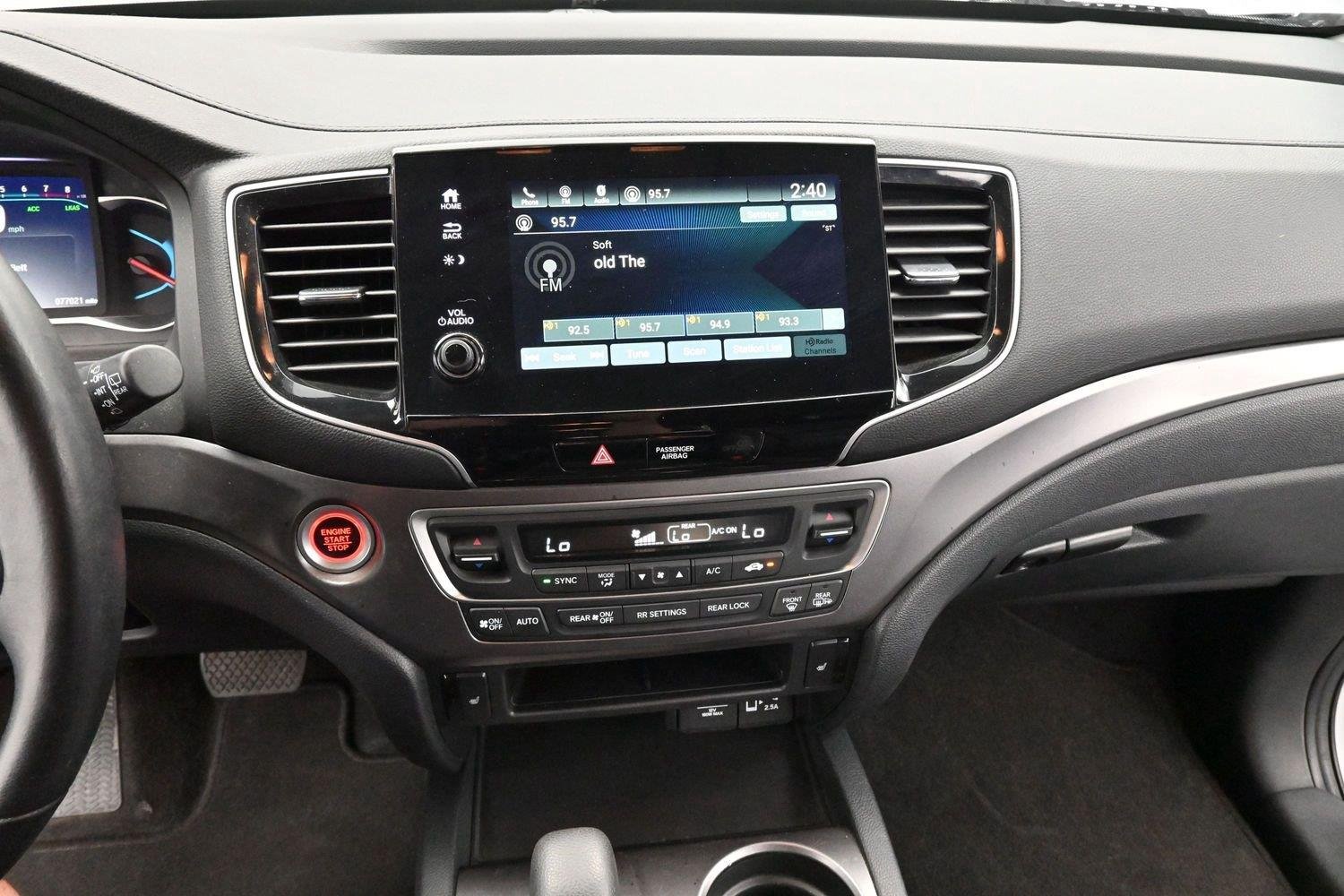 Used 2020 Platinum White Pearl Honda EX-L image 23
