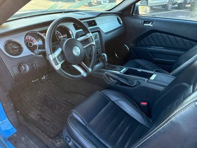 Used 2013 Grabber Blue Ford V6 Premium image 9