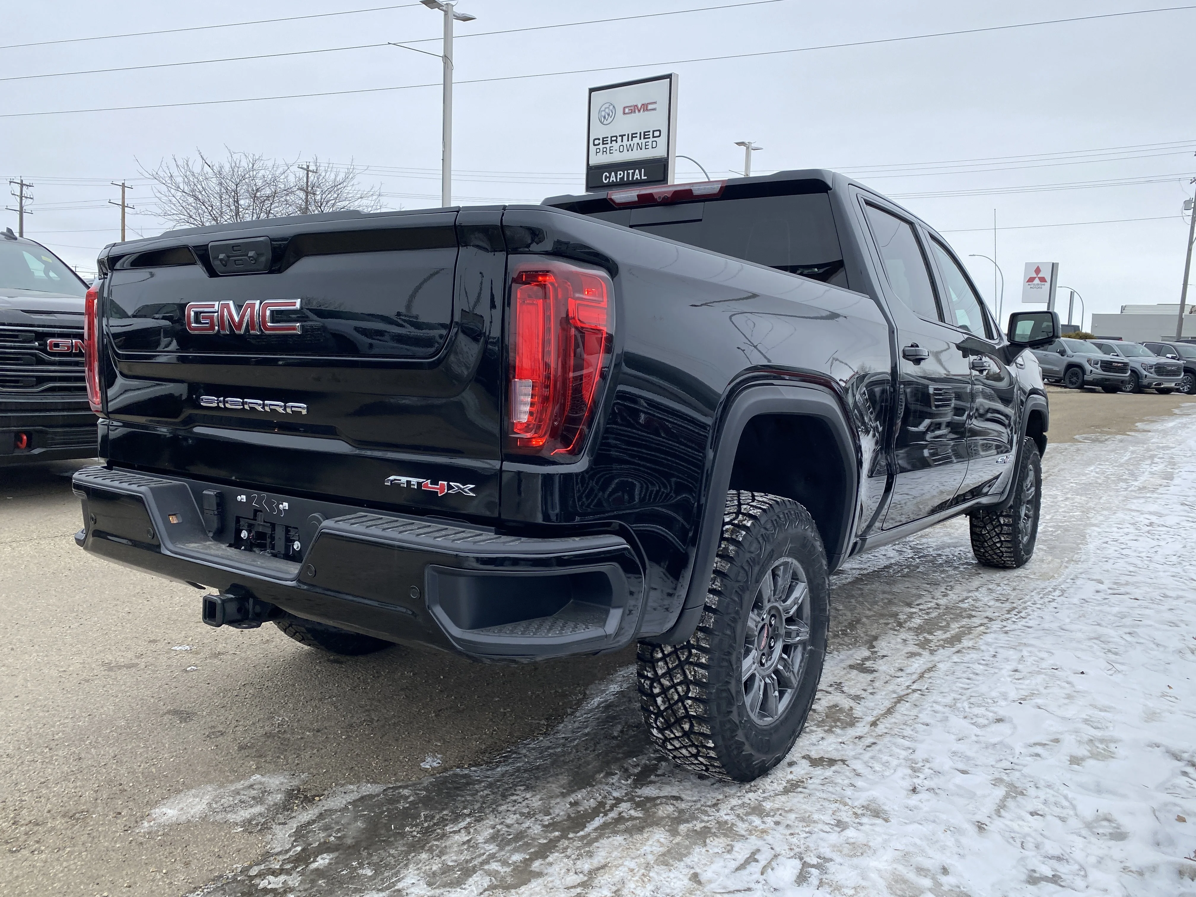New 2026 ONYX BLACK GMC AT4X image 7