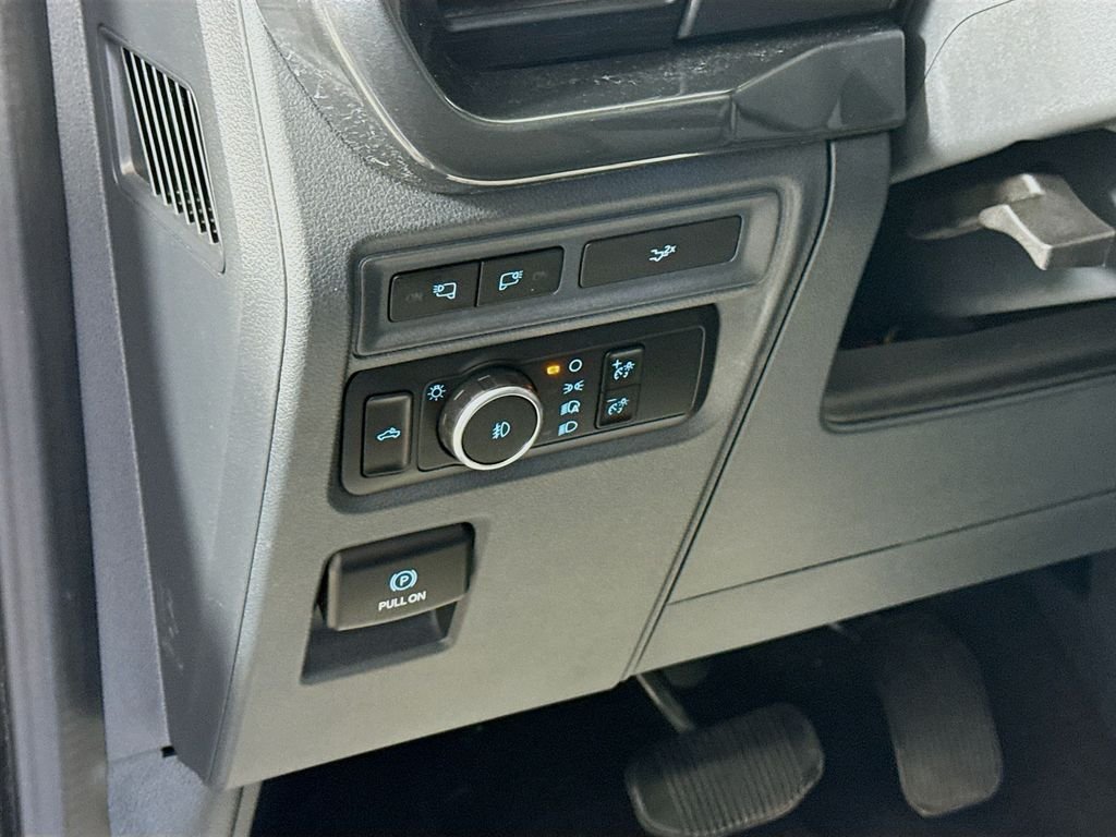 Used 2023 AVALANCHE Ford XLT image 14