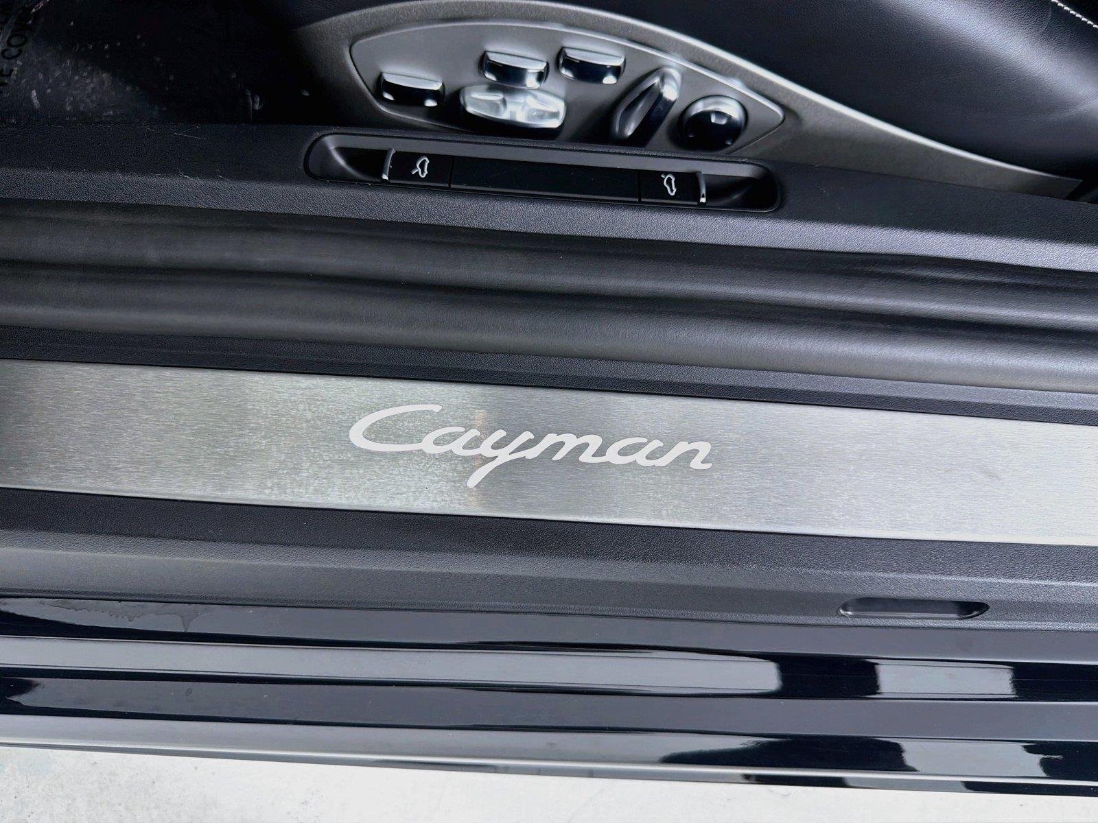 Used 2024 Black Porsche Style Edition image 9