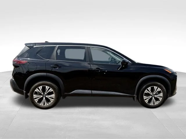 2022 Nissan Rogue SV - Photo 9