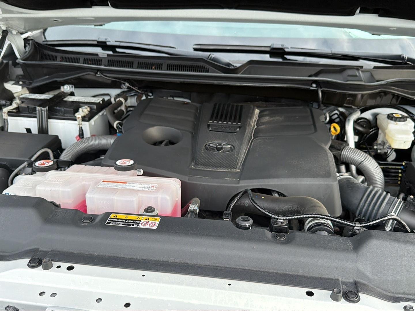 Used 2023 Ice Cap Toyota SR5 image 35