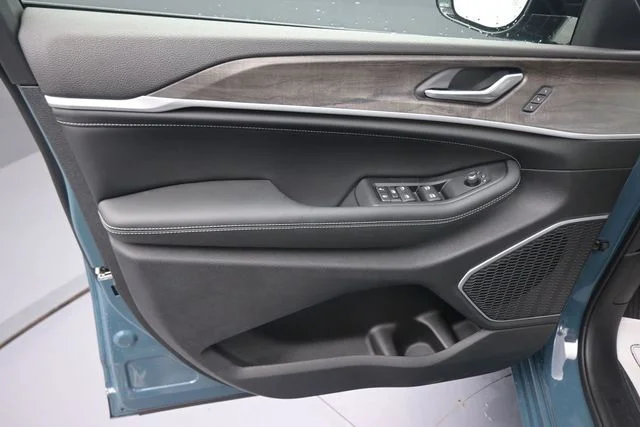 New 2026 Steel Blue Jeep Limited Reserve image 27