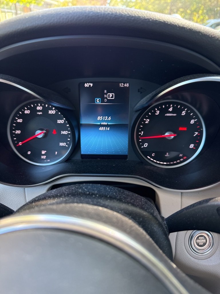 2022 Mercedes Benz GLC 300 photo 3