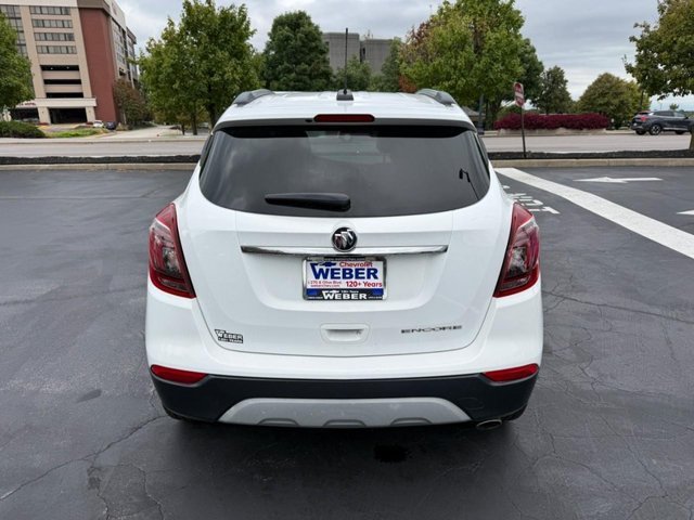 Used 2019 (Includes (CM5) Black Carbon Metallic lower exterior accent color, Paint code W700S.) Buick Preferred image 6