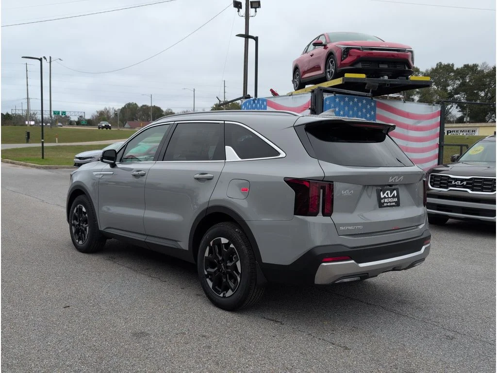 New 2026 Wolf Gray Kia S image 3