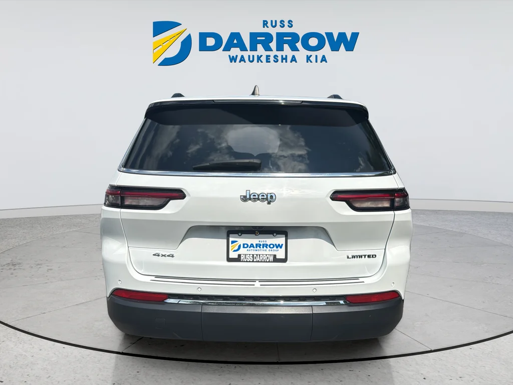 Used 2023 White Jeep Limited image 4
