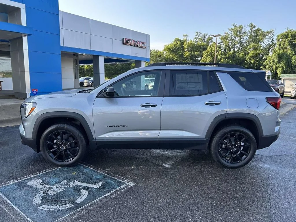 New 2027 Sterling Metallic GMC Elevation image 7