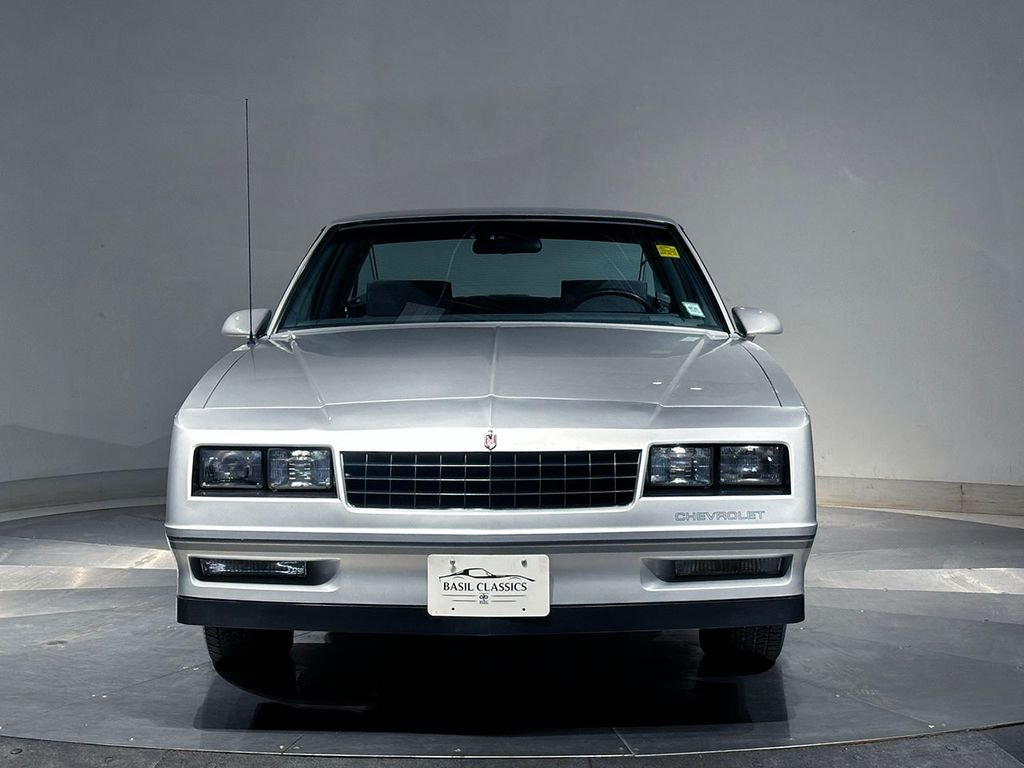 Used 1987 Gray Chevrolet  image 4
