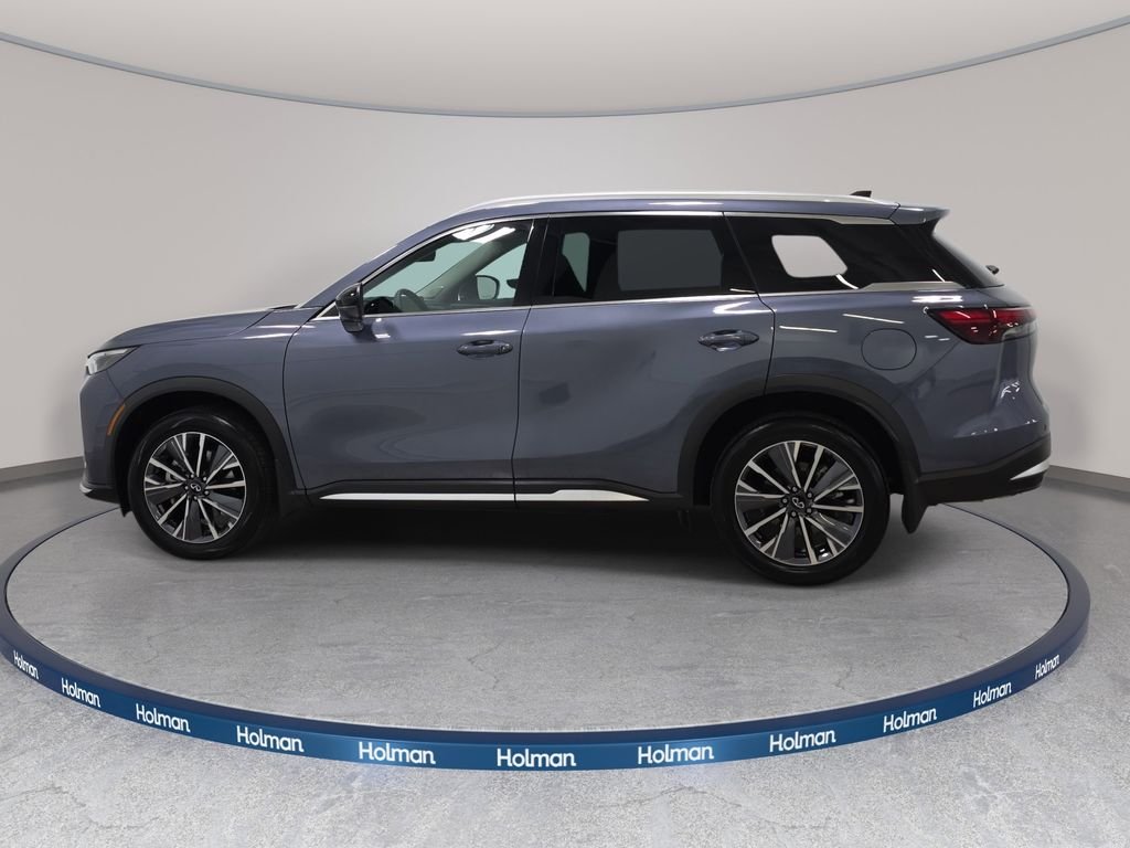 Certified Used 2026 Moonbow Blue INFINITI LUXE image 8