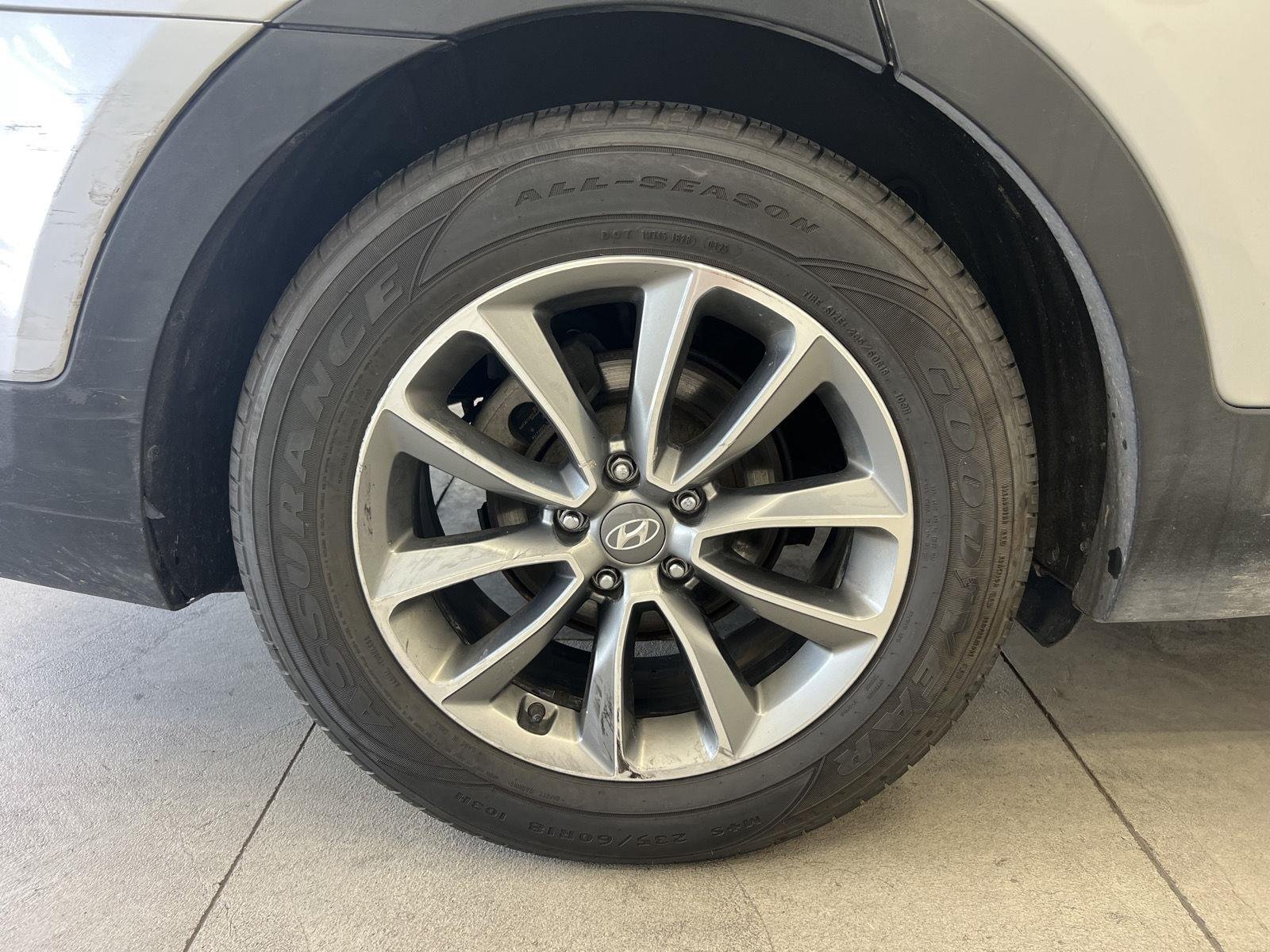 2017 Hyundai Santa Fe SE - Photo 8