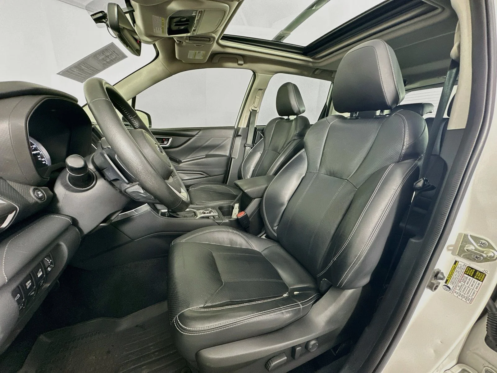 Used 2021 Crystal White Pearl Subaru Touring image 22