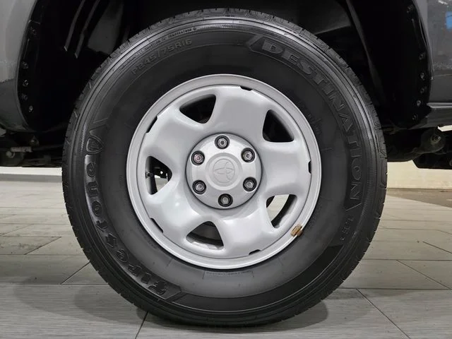 Used 2023 Gray Toyota SR image 23