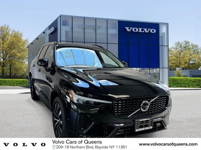 2023 Volvo XC60 B5 Plus Dark Theme
