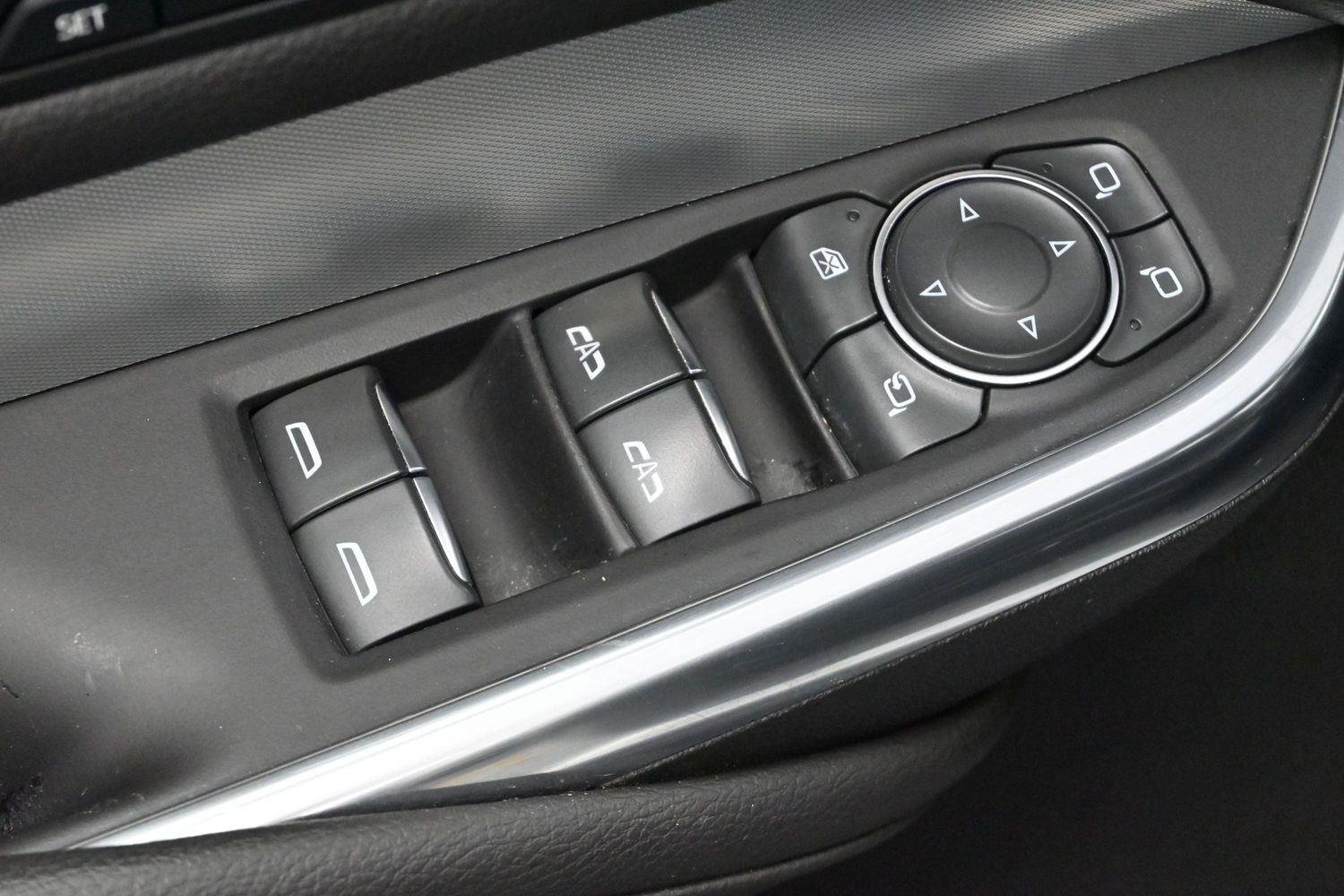 Used 2020 Radiant Silver Metallic Cadillac FWD Premium Luxury image 13