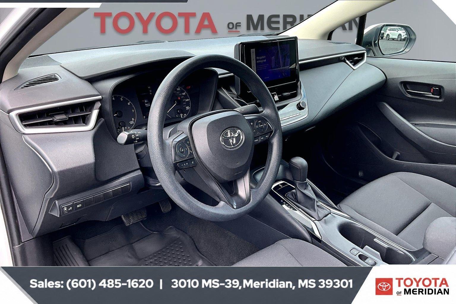 Used 2023 Ice Cap Toyota LE image 12