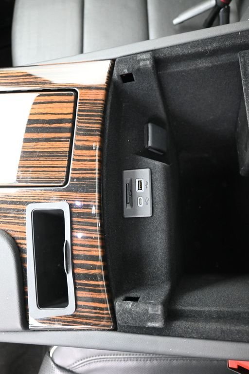 2024 Cadillac Escalade ESV Premium Luxury - Photo 21