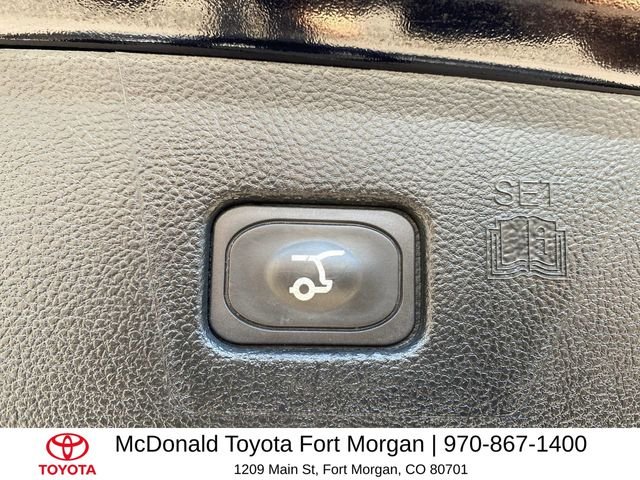 Used 2022 Black Ford SEL image 29