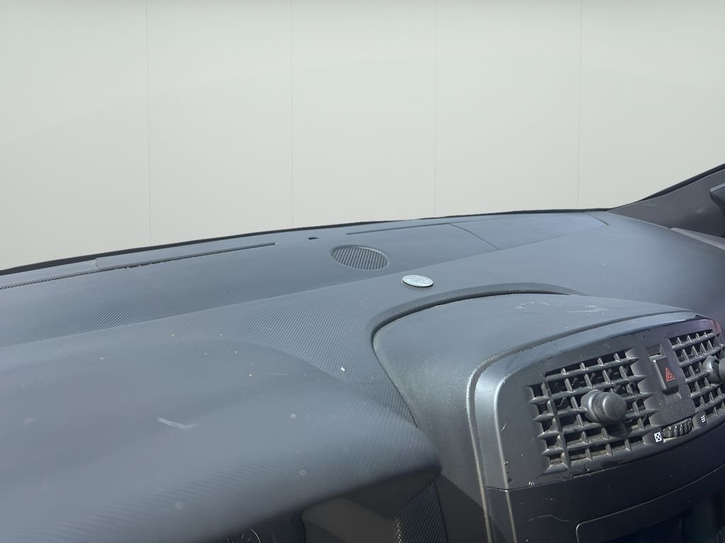 Used 2004 Black Raven Cadillac Base image 19