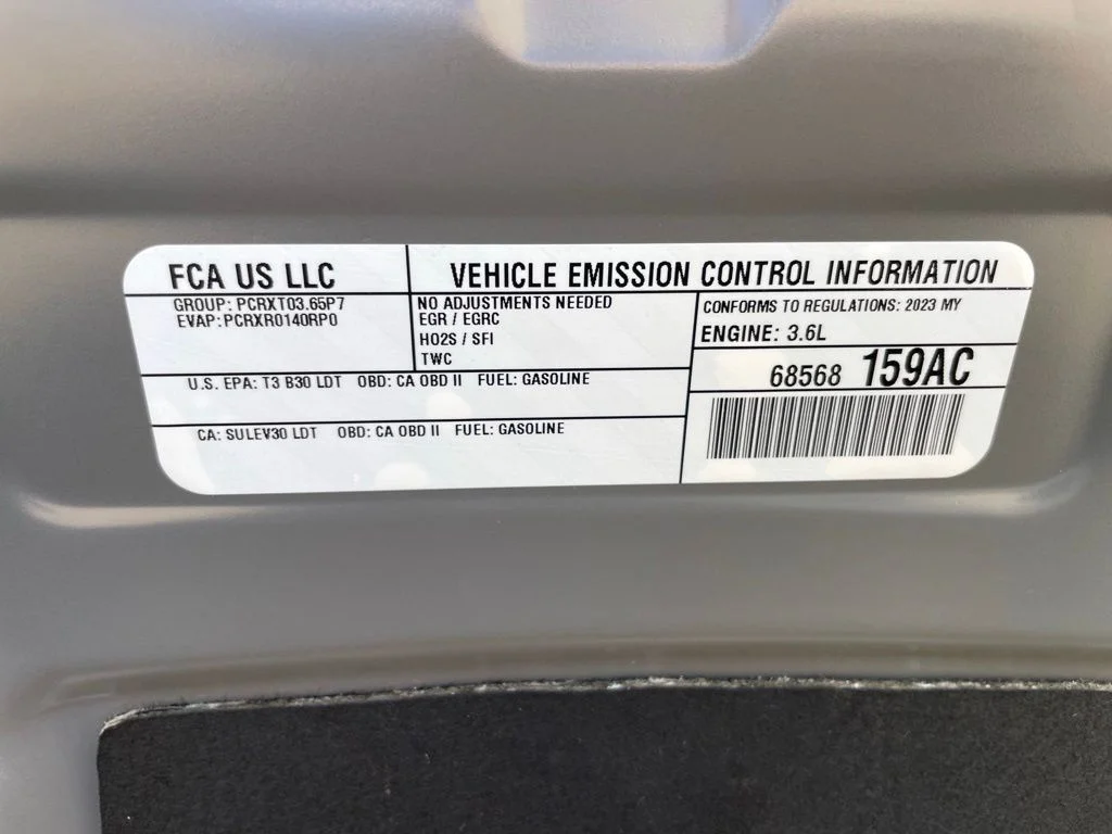Used 2023 Ceramic Gray Clearcoat Chrysler Touring L image 34