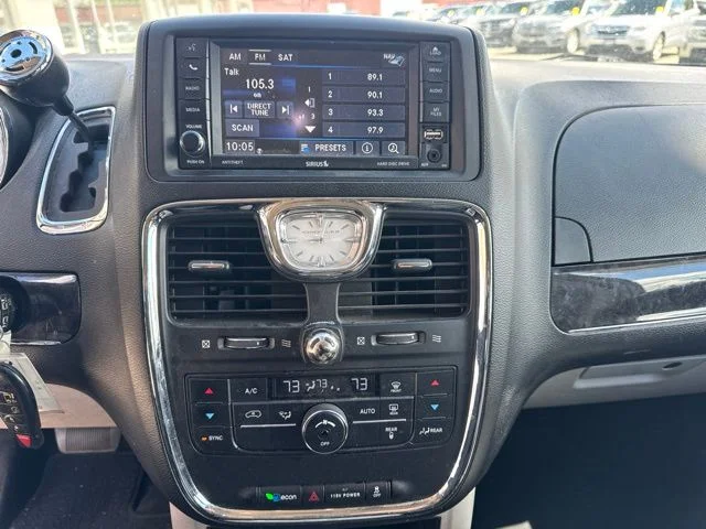 Used 2014 Maximum Steel Metallic Chrysler Touring image 15