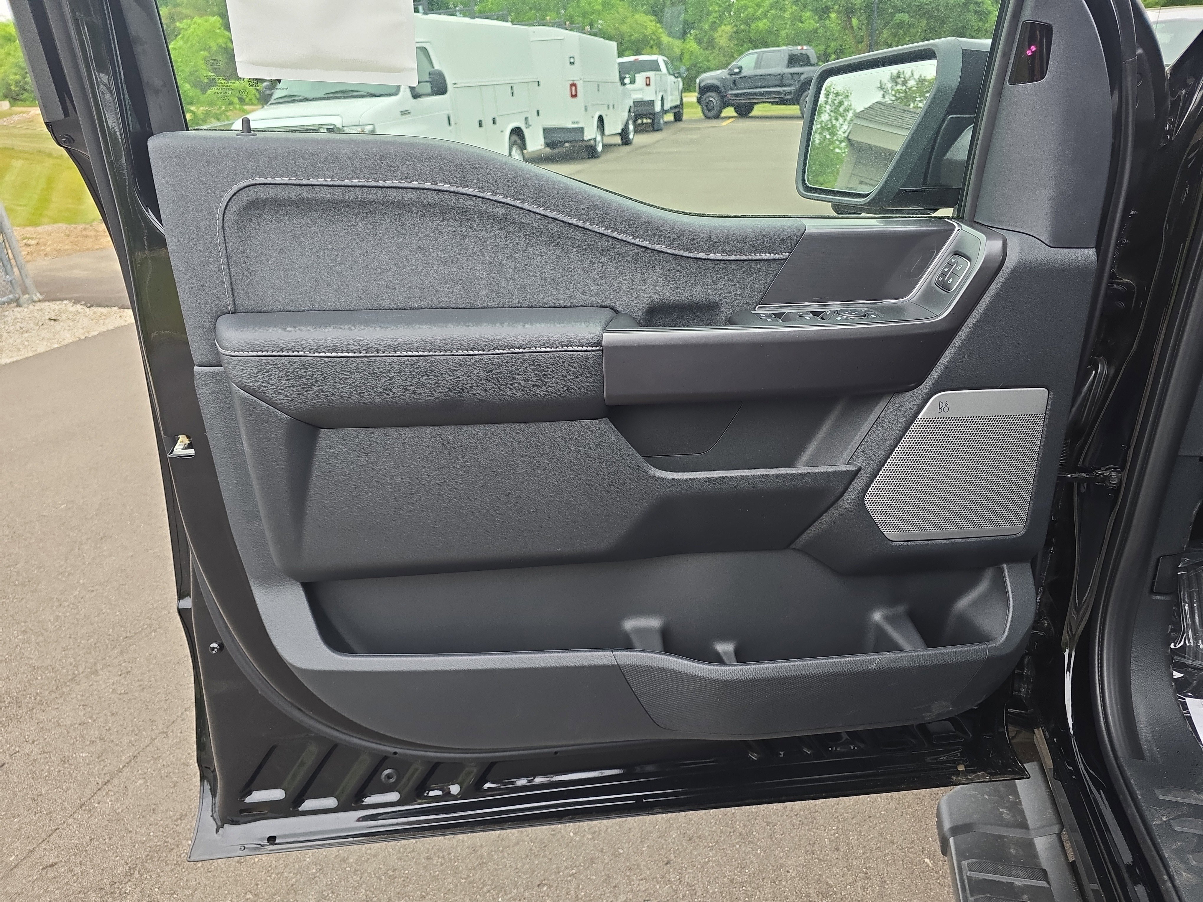 New 2026 Agate Black Metallic Ford Lariat® image 10
