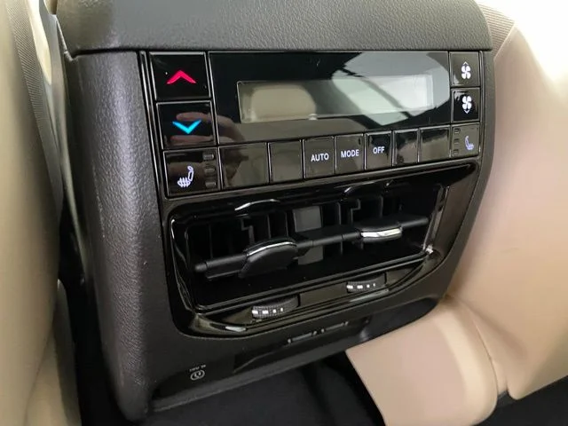 2025 Jeep Grand Cherokee L Limited - Photo 31