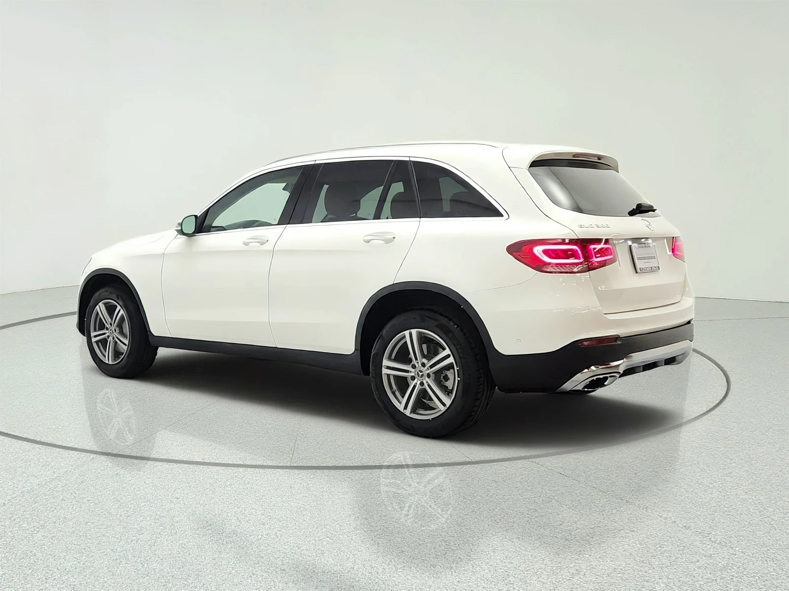 Used 2021 Polar White Mercedes-Benz GLC 300 image 7