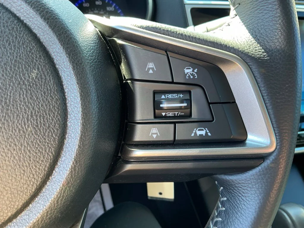 Used 2019 Blue Subaru 2.5i Premium image 32
