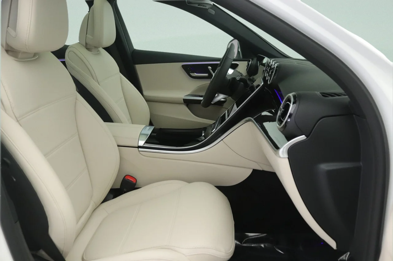 New 2026 Polar White Mercedes-Benz C 300 image 7