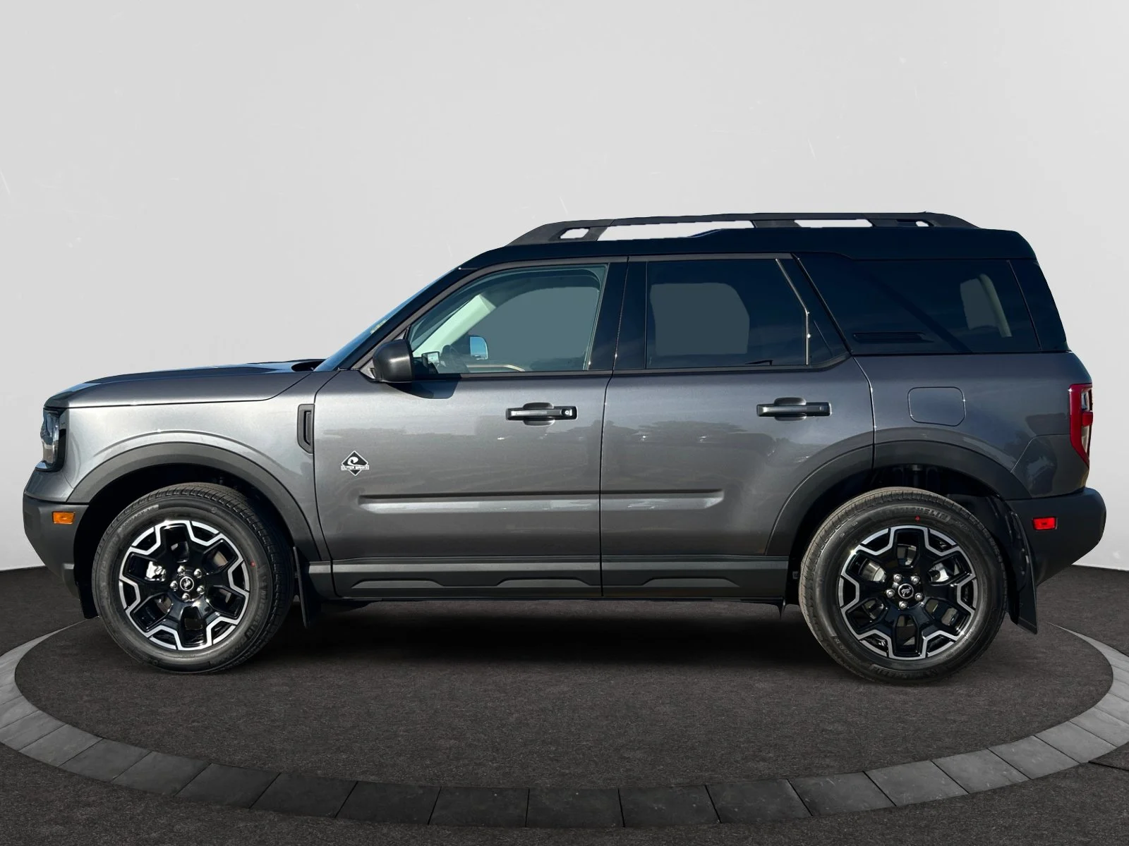 New 2026 Carbonized Grey Metallic Ford Outer Banks image 2