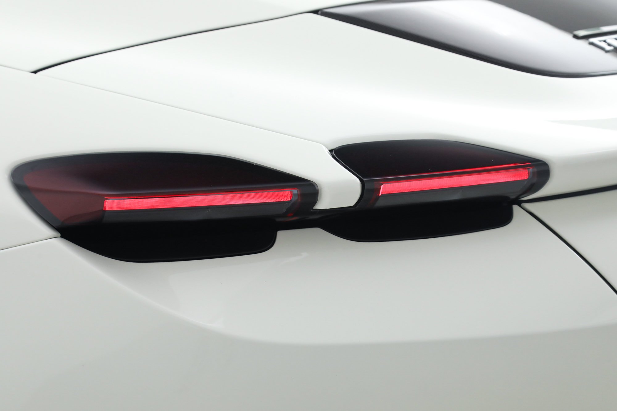 Used 2025 White Ferrari  image 18