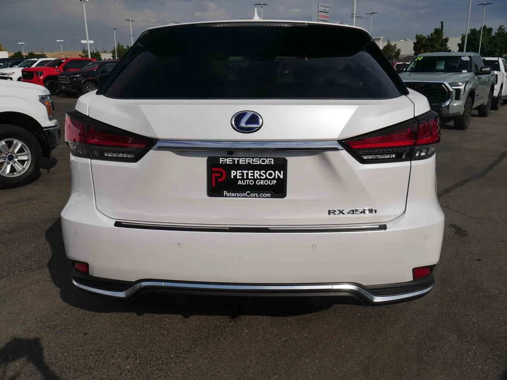 Used 2022 White Lexus 450h image 21