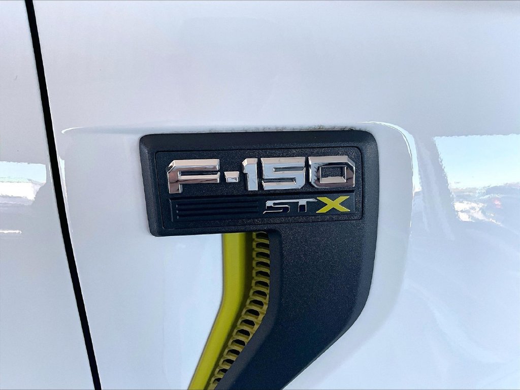 Used 2024 Oxford White Ford STX image 28