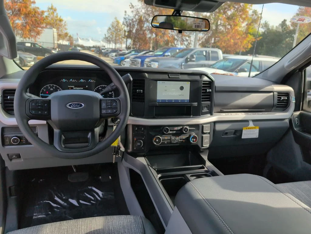 New 2026 White Ford XLT image 8