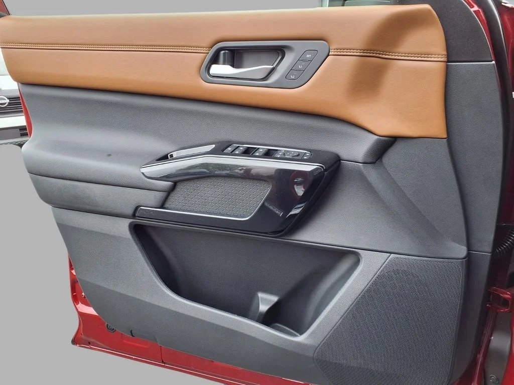 New 2026 Red Nissan Platinum image 19