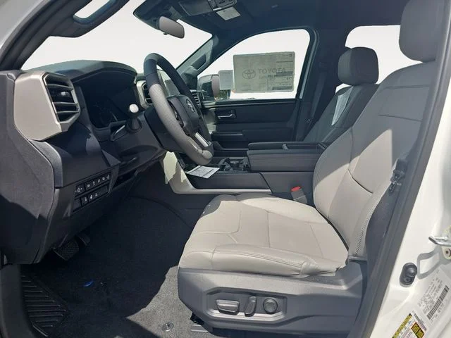 2026 Toyota Tundra SR5 - Photo 7