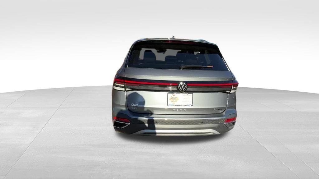 2026 Volkswagen Taos SEL - Photo 6