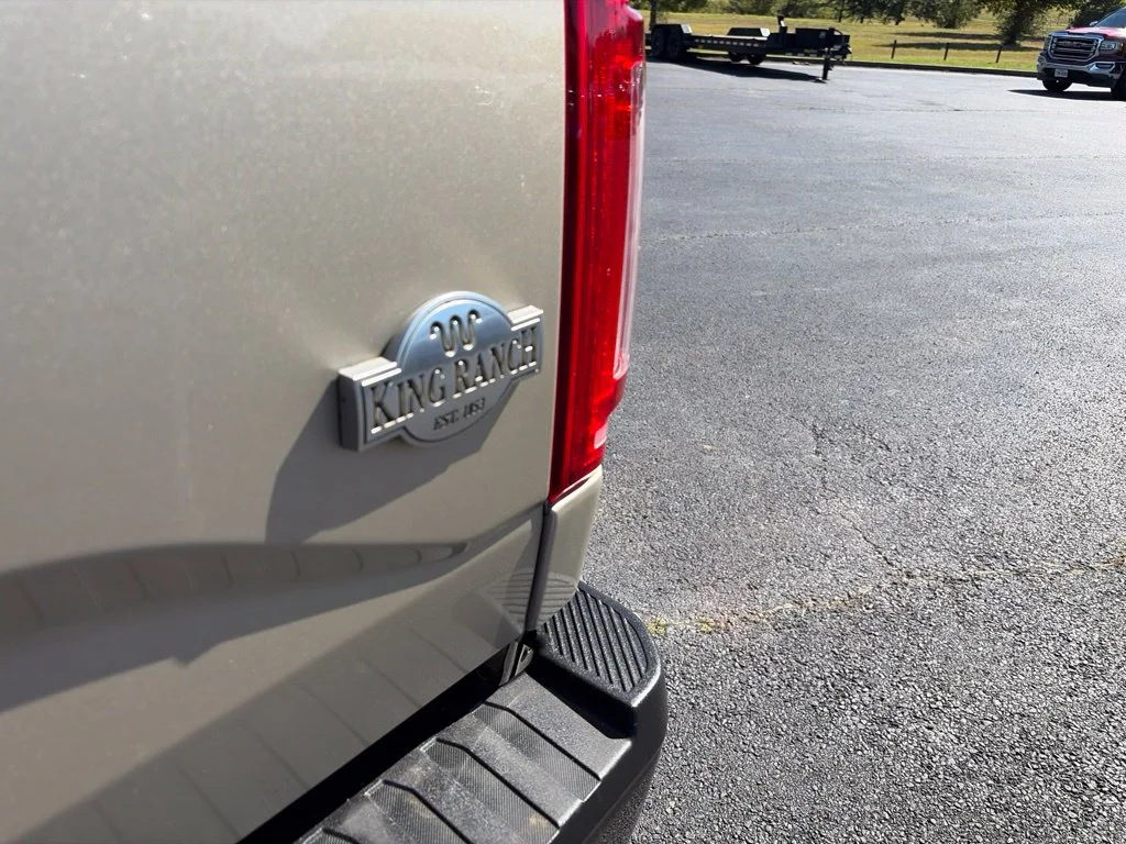 Used 2017 White Gold Ford King Ranch image 37