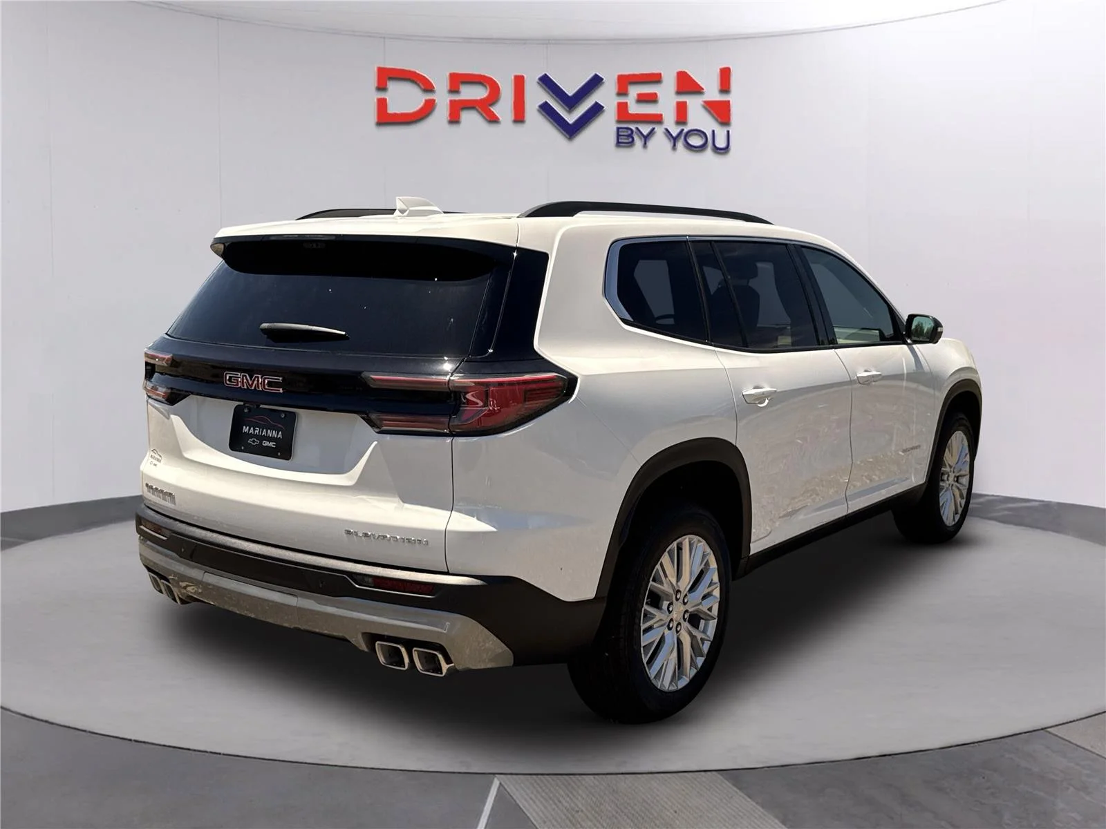New 2026 Summit White GMC Elevation image 4