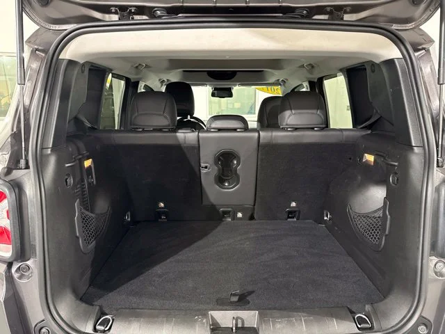 Used 2017 Gray Jeep Limited image 10